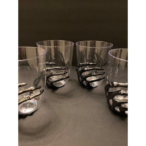 Set of 4 Metallic Silver look 3D Skeleton Hand Cups plastic Party Glasses 3-D - Picture 2 of 4